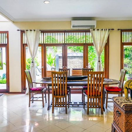 Villa Mica - Kuta - 5 Bedrooms - 5 Bathrooms - Great Location Bagian luar foto