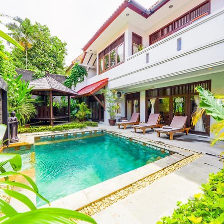 Villa Mica - Kuta - 5 Bedrooms - 5 Bathrooms - Great Location Bagian luar foto