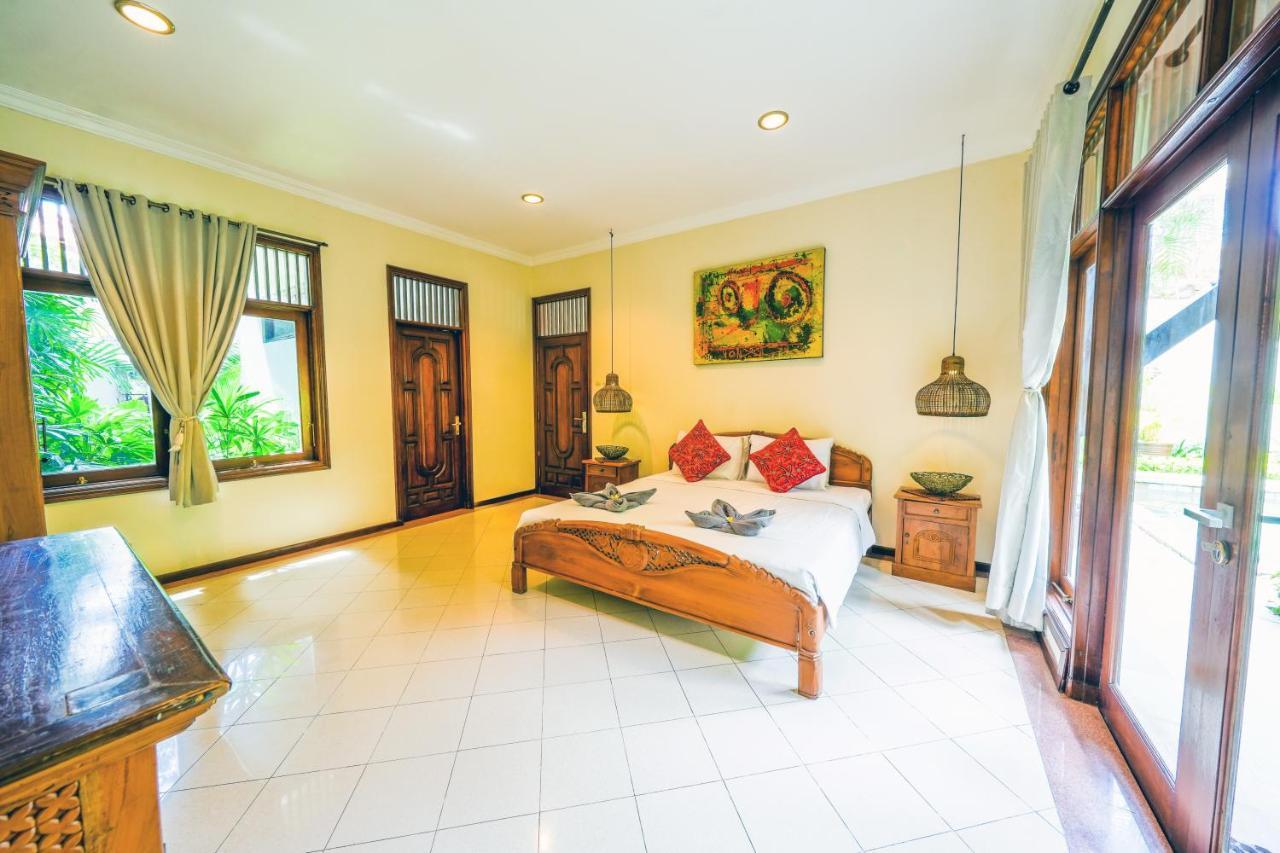Villa Mica - Kuta - 5 Bedrooms - 5 Bathrooms - Great Location Bagian luar foto