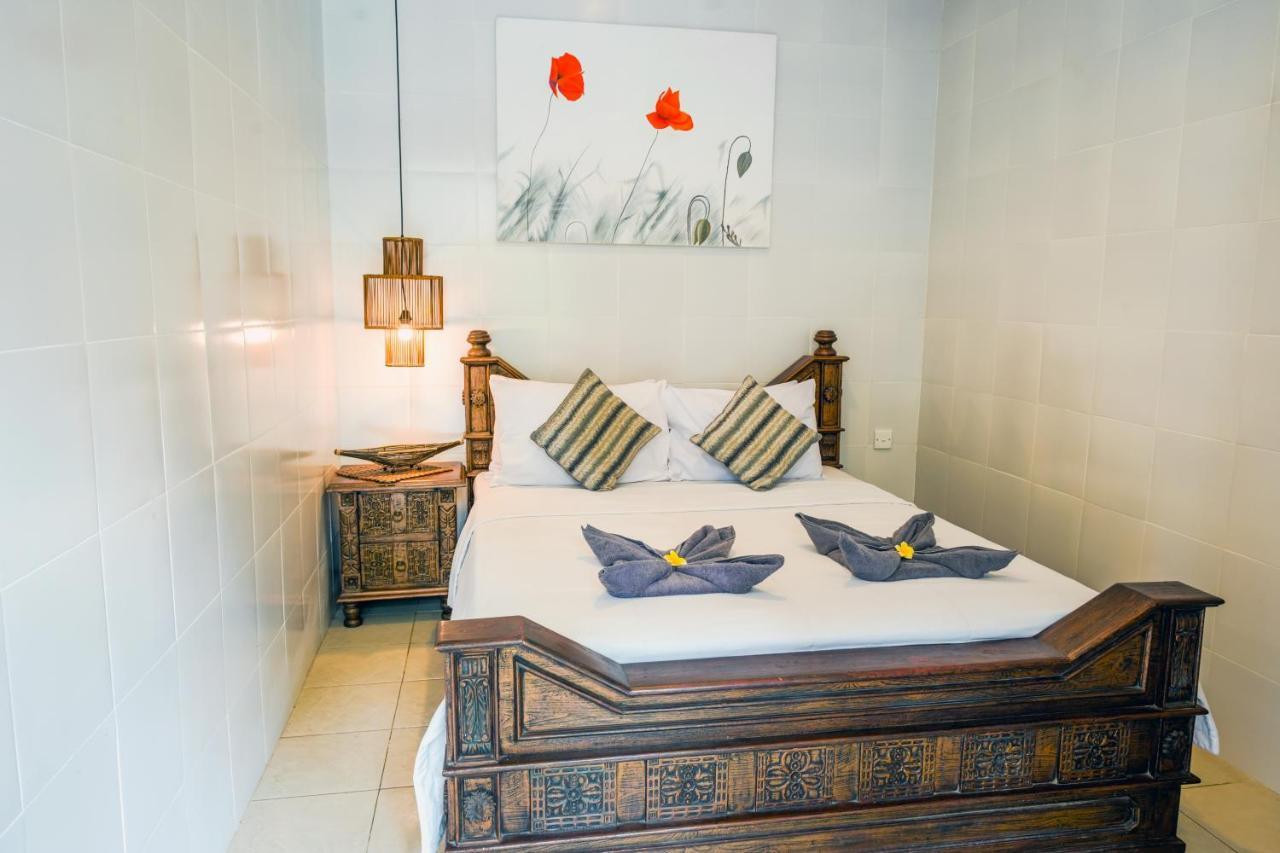 Villa Mica - Kuta - 5 Bedrooms - 5 Bathrooms - Great Location Bagian luar foto